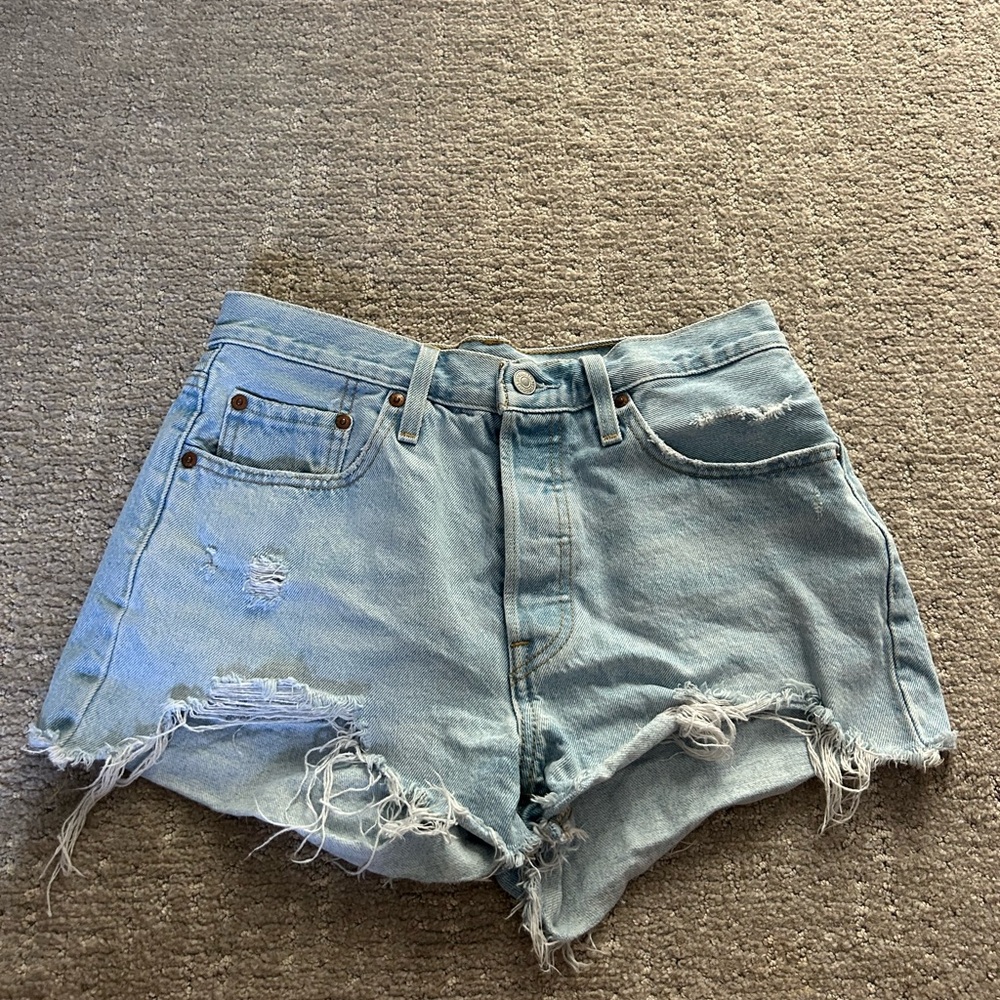Levi 501s 28s